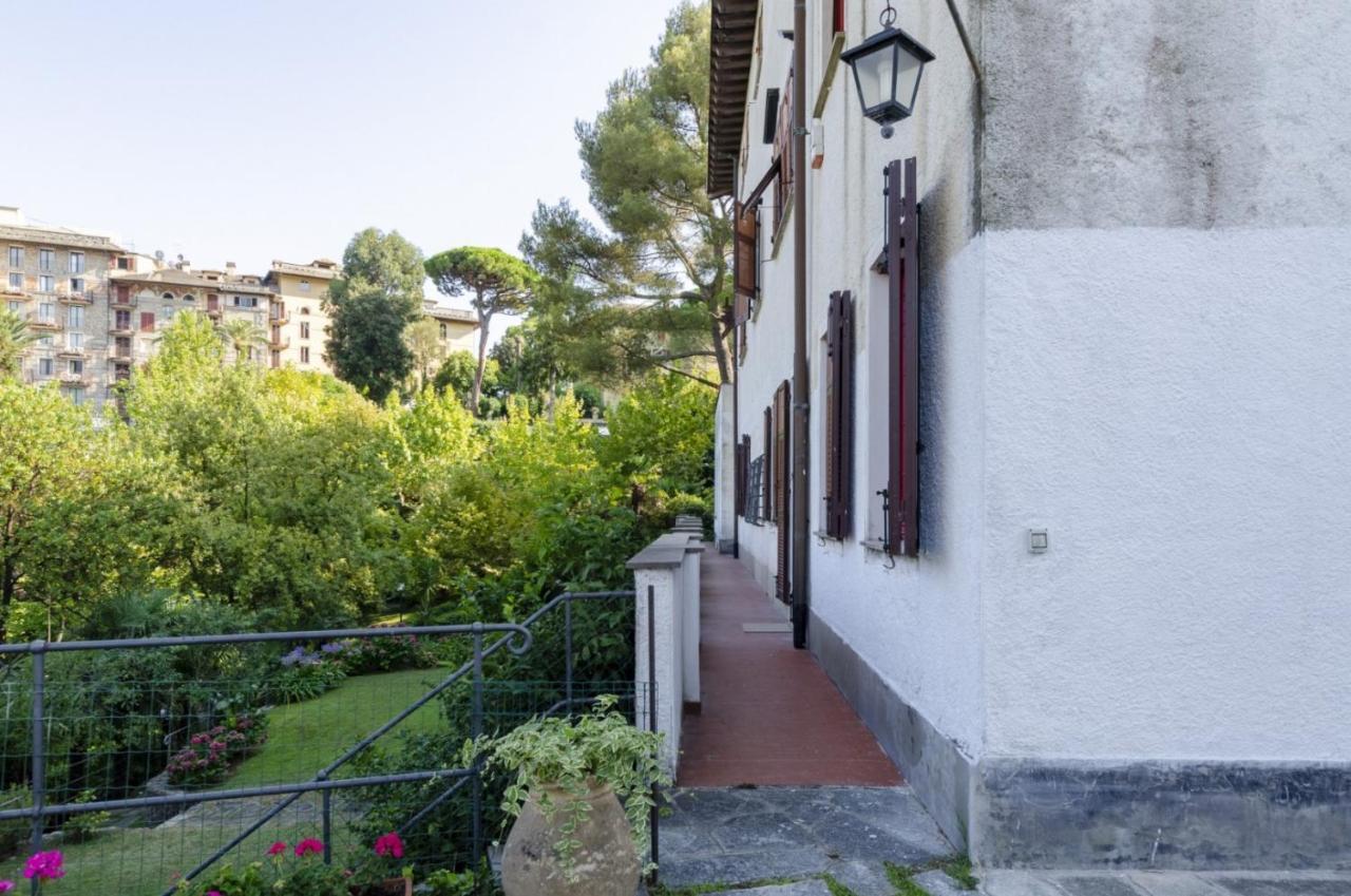 Joivy Apt With Amazing Sea View And Patio, Next To Port Of Rapallo Exterior foto